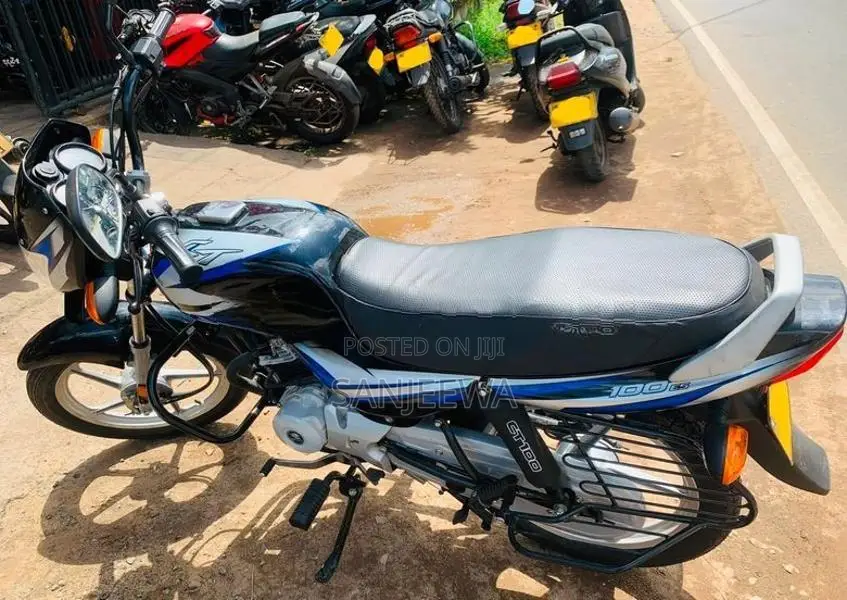 Bajaj CT100 2026