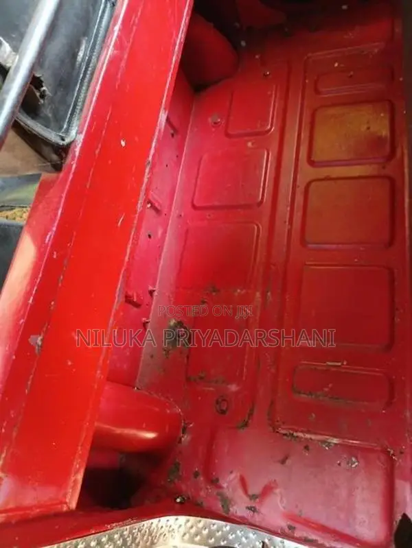Bajaj RE 2008