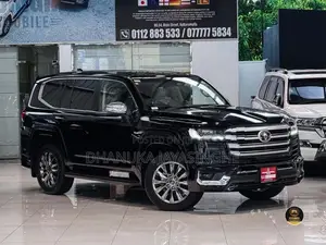 Toyota Land Cruiser LC300 ZX Diesel BN 2026