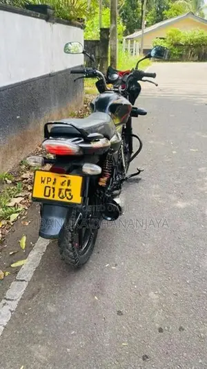 Bajaj Discover 100 2004