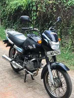 Bajaj CT100 2011