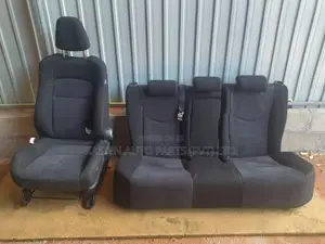 Toyota Prius 30 Gs Complete Seat Set