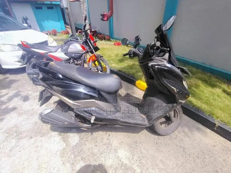 Suzuki Burgman 125 2019