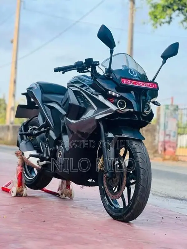 Bajaj Pulsar RS200 2020
