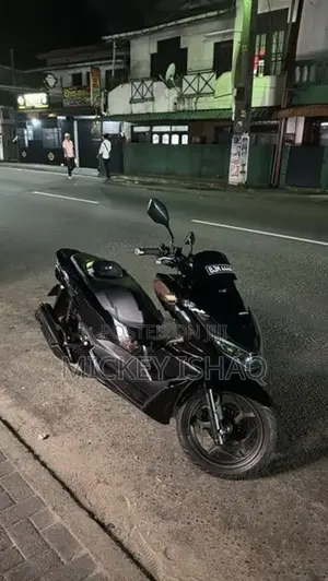 Honda PCX 2024