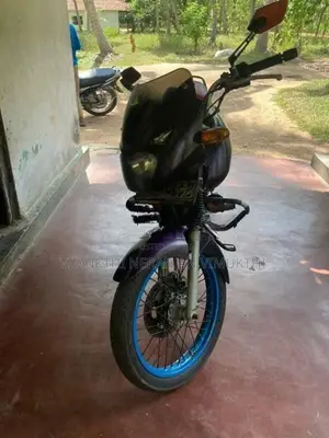 Bajaj Pulsar 150 2003