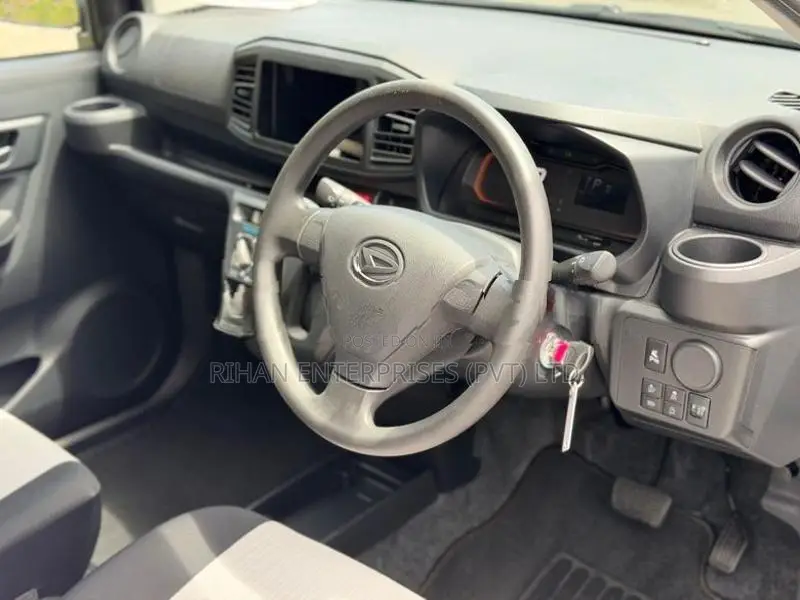 Daihatsu Mira ES L SA3 Pearl 2025