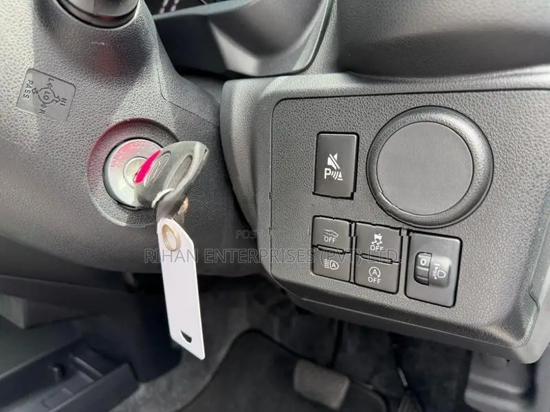 Daihatsu Mira ES L SA3 Pearl 2025