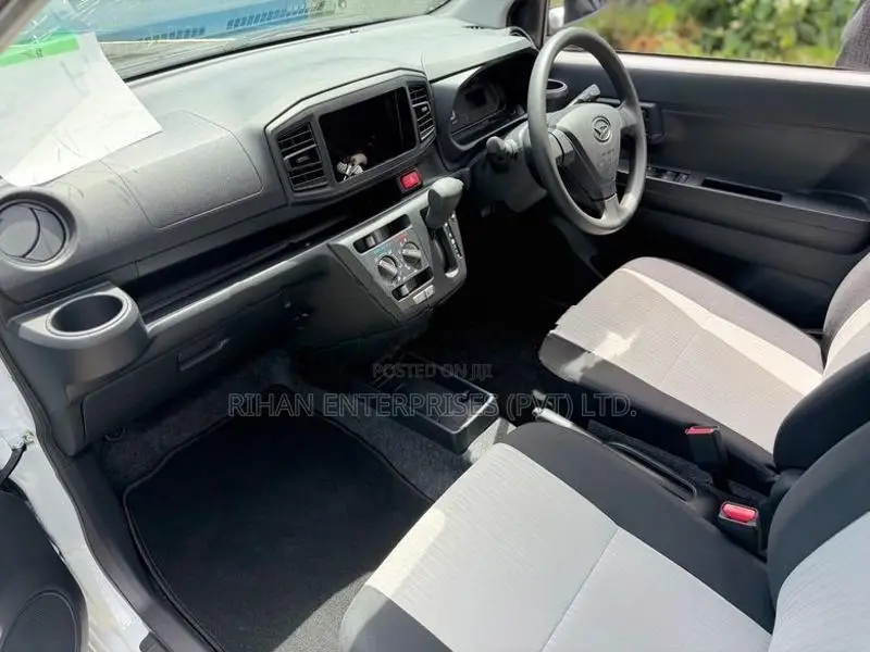 Daihatsu Mira ES L SA3 Pearl 2025