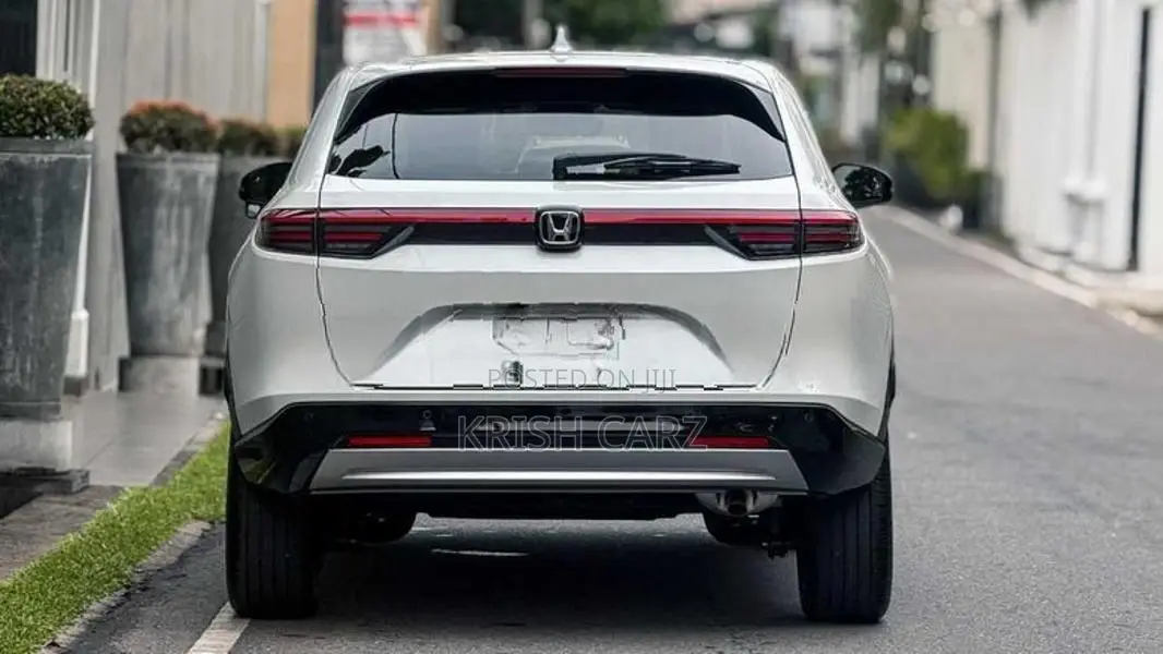Honda Vezel Z Premium 2025