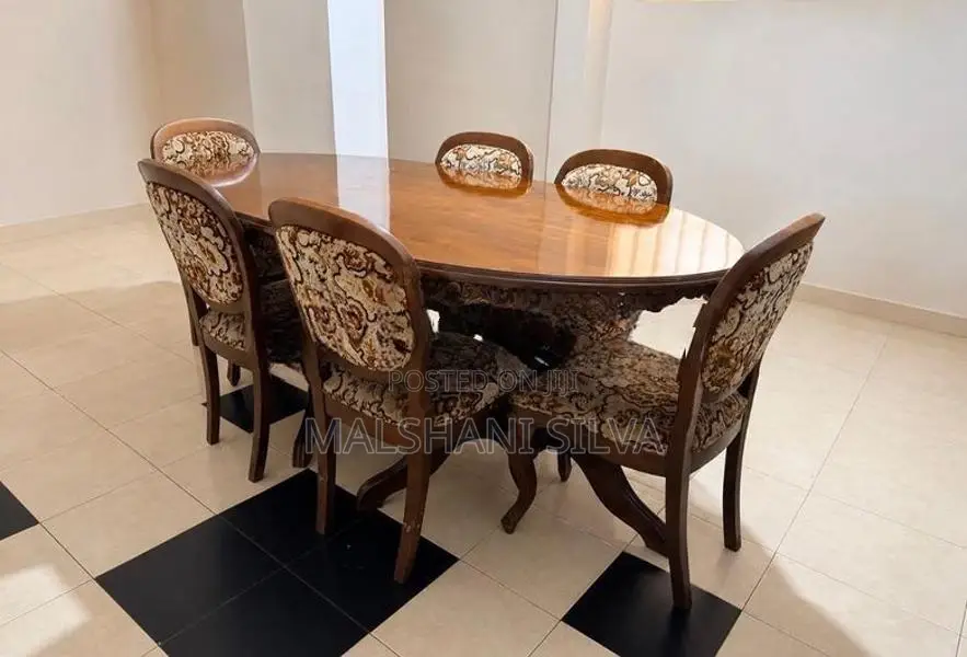 Dining Table with 6 Chairs