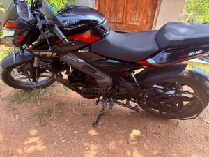 Bajaj Pulsar NS200 2025