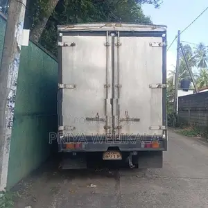Isuzu Elf 1991