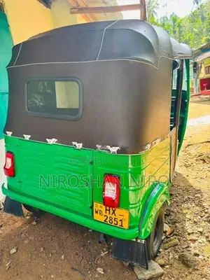 Bajaj RE 2003