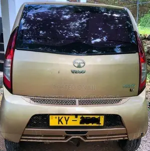 Tata Nano LX 2012