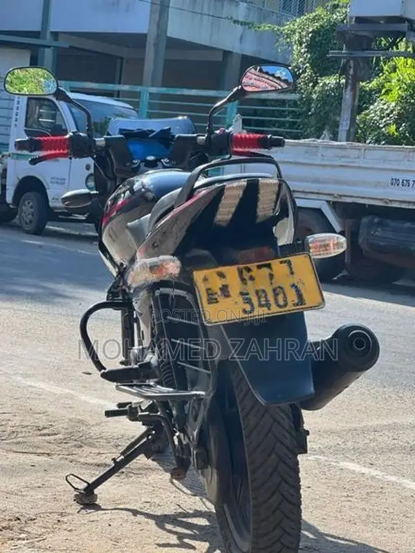 Bajaj Pulsar 150 2016