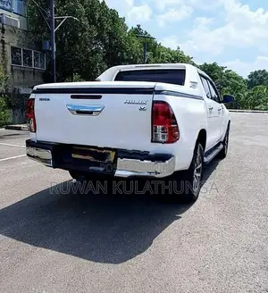 Toyota Hilux V Grade 2018