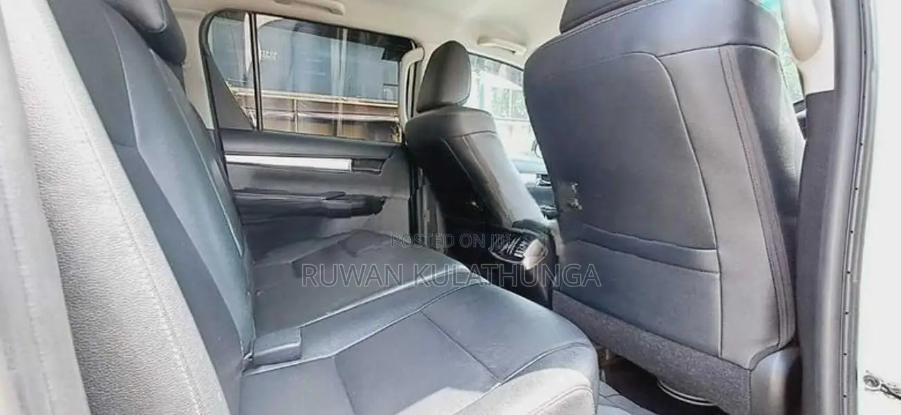 Toyota Hilux V Grade 2018