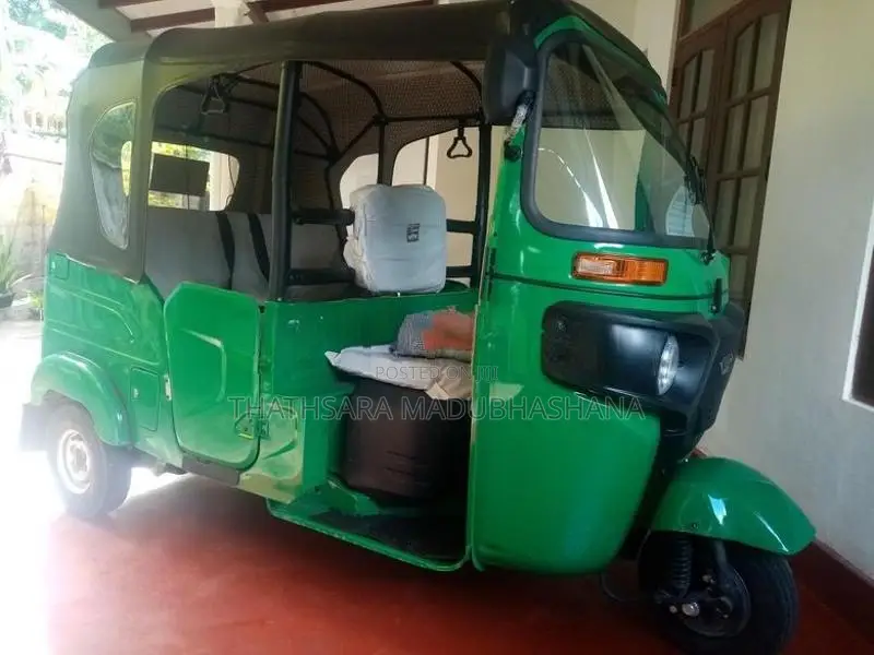 Bajaj RE 2026