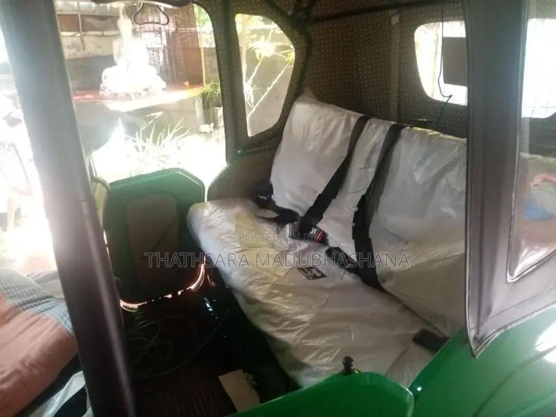 Bajaj RE 2026