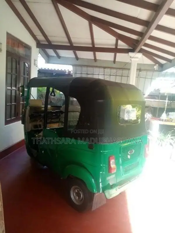 Bajaj RE 2026