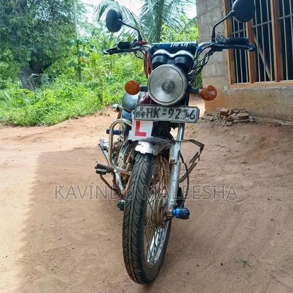 Bajaj Boxer 2003