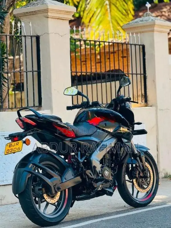 Bajaj Pulsar NS200 Bs7 2025