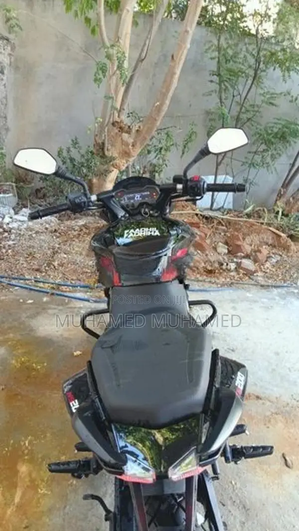 Bajaj Pulsar NS200 bs7 2025