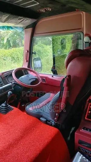 Toyota Coaster 2025