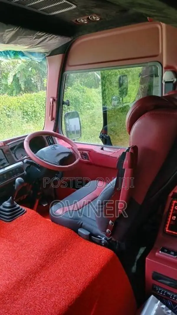 Toyota Coaster 2025