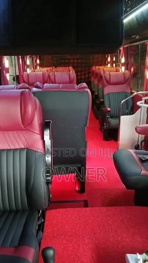 Toyota Coaster 2025
