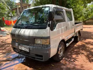 Mazda Brawny 2000 Crew Cab (Used)