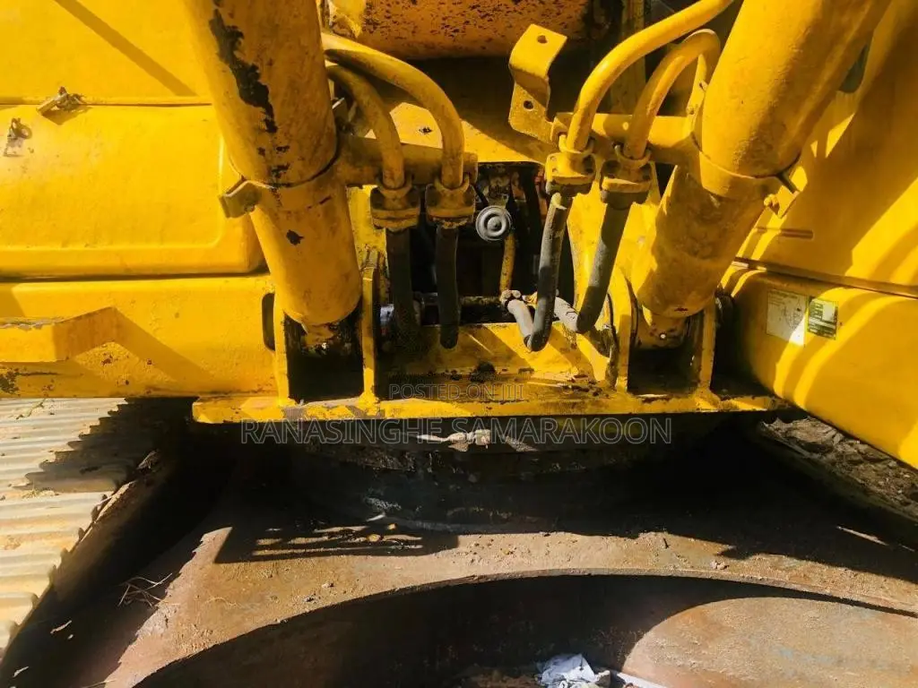 Komatsu PC 200 2007 Heavy-Duty (Used)