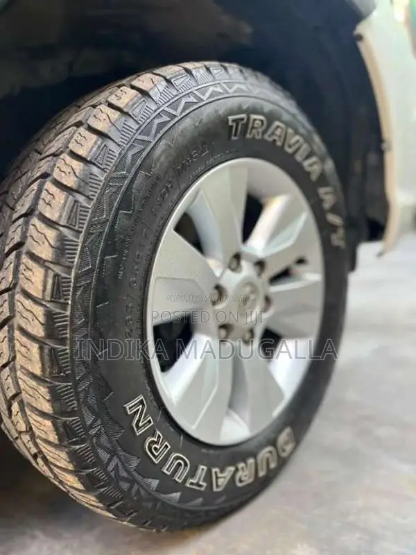 Toyota Hilux 2017 Pickup (Used)