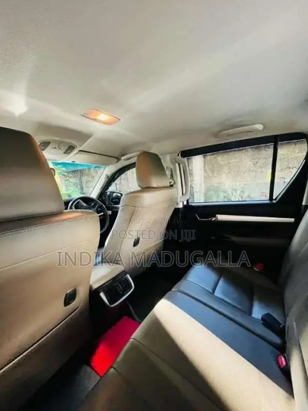Toyota Hilux 2017 Pickup (Used)