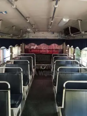 Ashok-Leyland Comet 2004 Bus (Used)