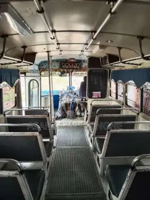 Ashok-Leyland Comet 2004 Bus (Used)