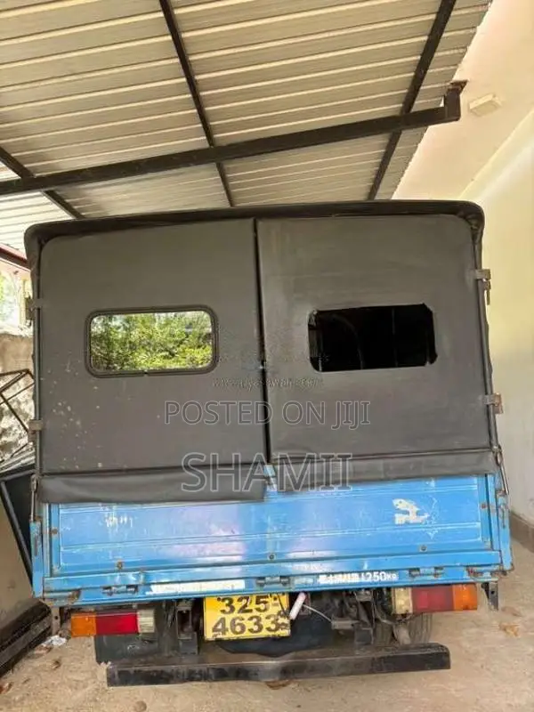 Mitsubishi Canter 1979 Crew Cab (Used)