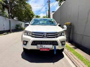 Toyota Hilux 2020 Pickup (Used)