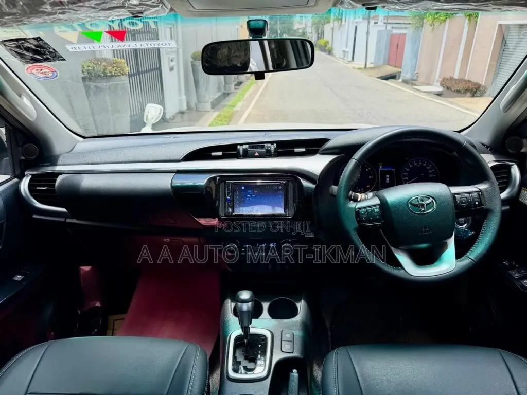 Toyota Hilux 2020 Pickup (Used)