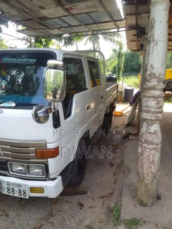 Toyota CrewCab 1988 Crew Cab (Used)