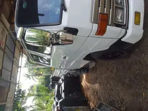 Toyota CrewCab 1988 Crew Cab (Used)