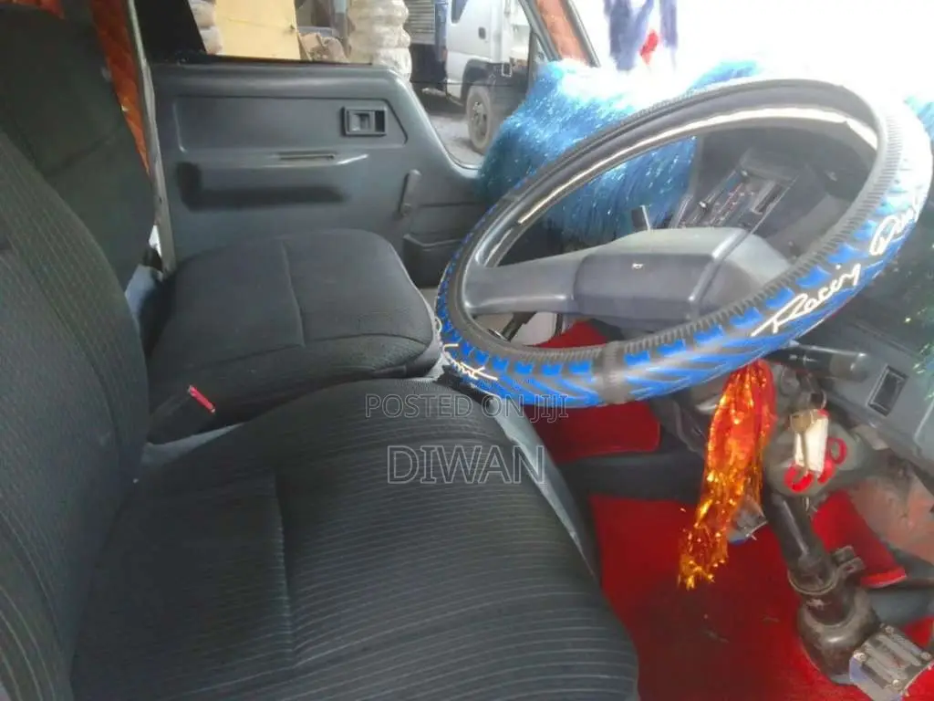 Toyota CrewCab 1988 Crew Cab (Used)