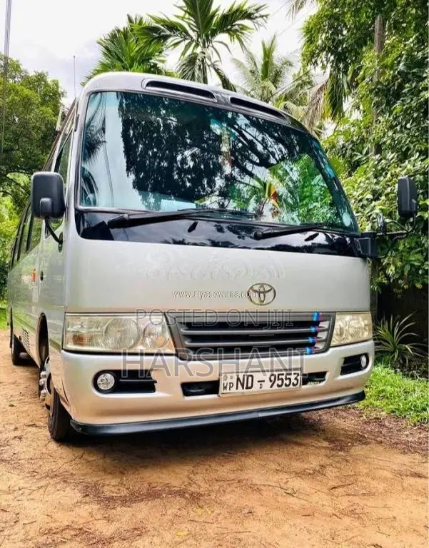 Toyota Coaster 2010 Bus (Used)