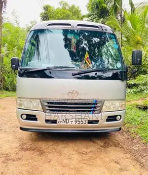 Toyota Coaster 2010 Bus (Used)