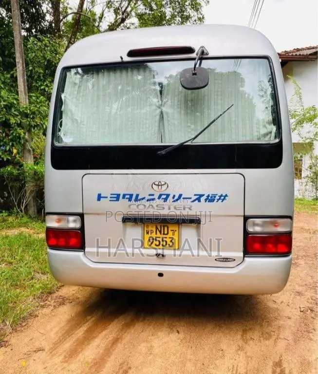Toyota Coaster 2010 Bus (Used)