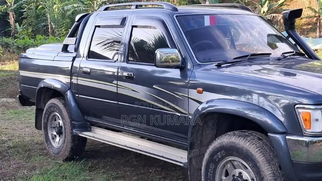 Toyota LN107 Hilux 1994 Pickup (Used)