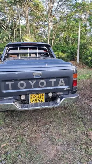 Toyota LN107 Hilux 1994 Pickup (Used)