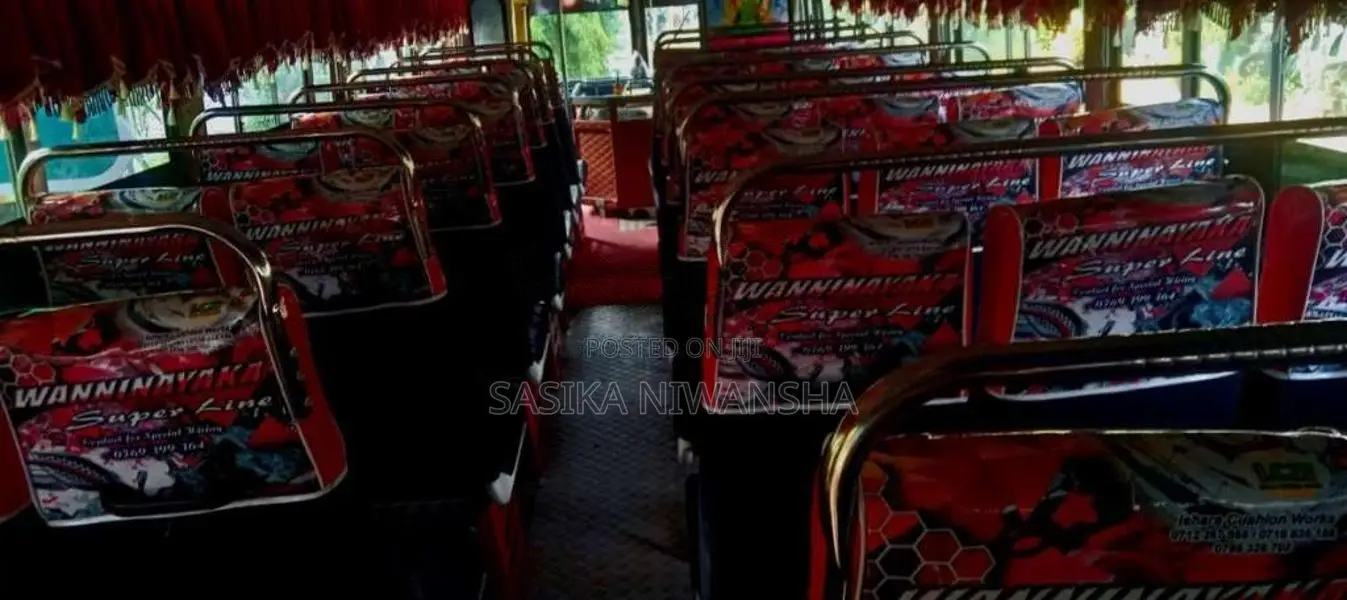 Ashok-Leyland Viking 2004 Bus (Used)