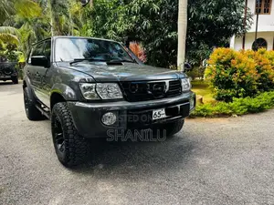 Nissan Patrol 1999 SUV (Used)